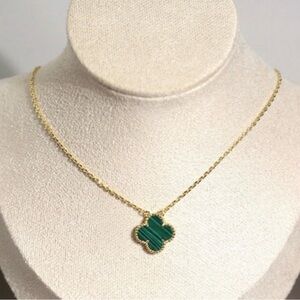 Green Clover Necklace Alhambra Inspired